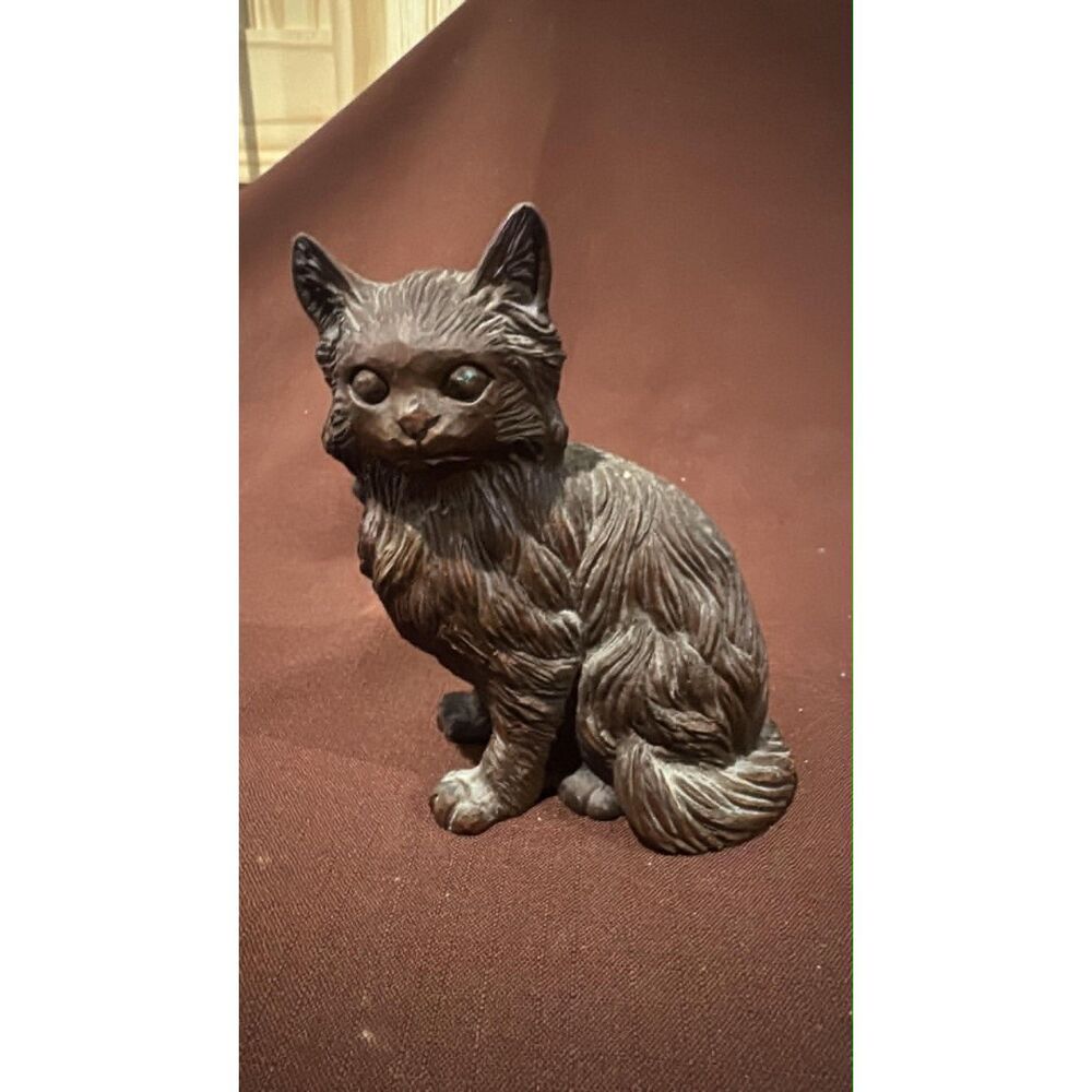 Vintage Red Mill Faux Kitty Cat wood Carved